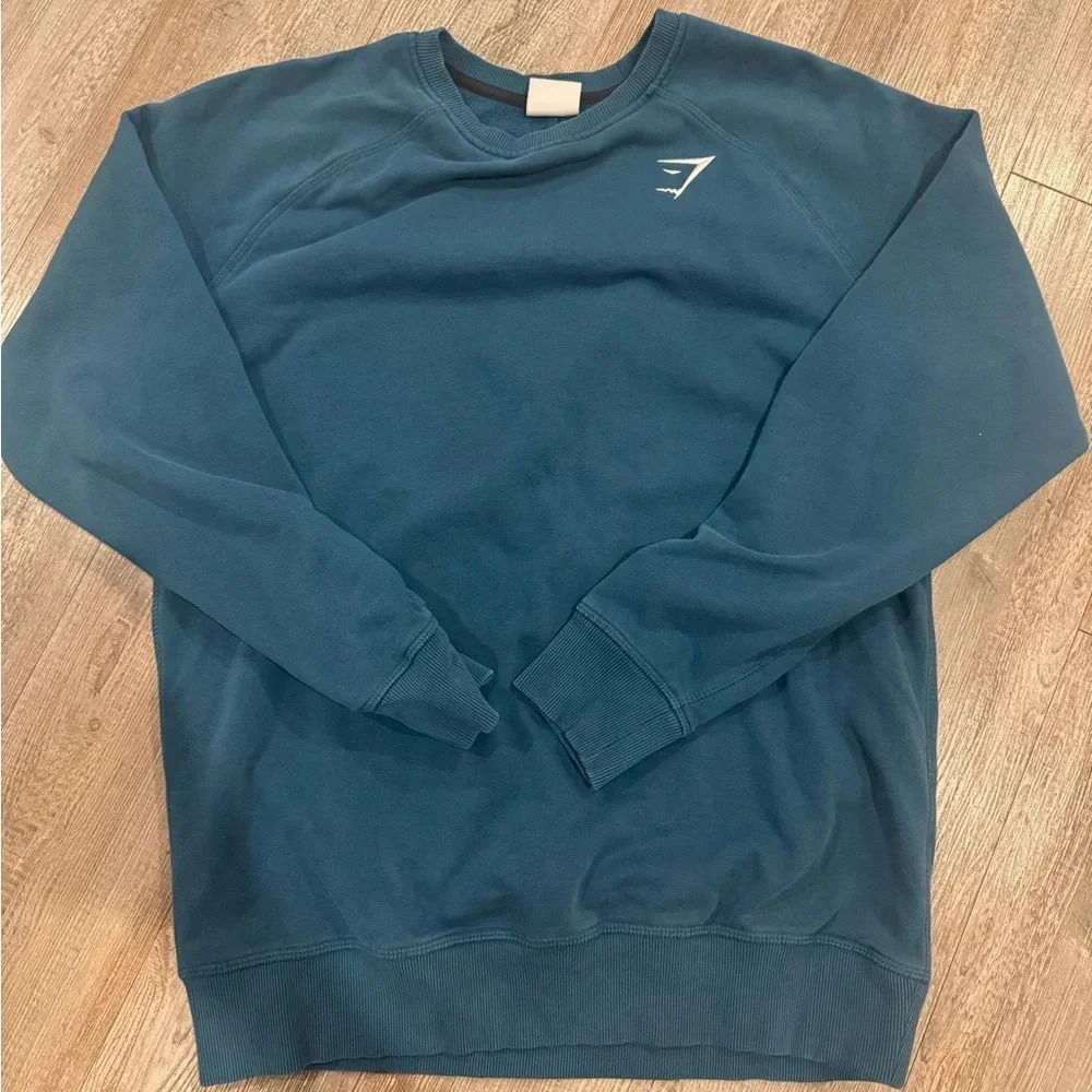 GYMSHARK SIZE MEDIUM SWEATSHIRT